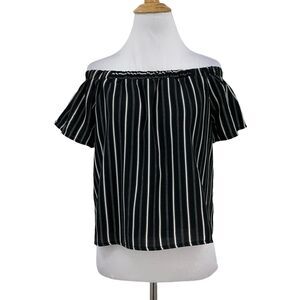 Doe Rae Off Shoulder Crop Top Womens S Small Black Short Sleeve Stretch Shirt